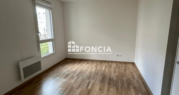 Location Appartement 4 pièces 85.21 m² - Dinan 22100