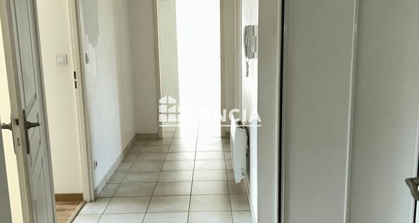 Location Appartement 4 pièces 85.21 m² - Dinan 22100