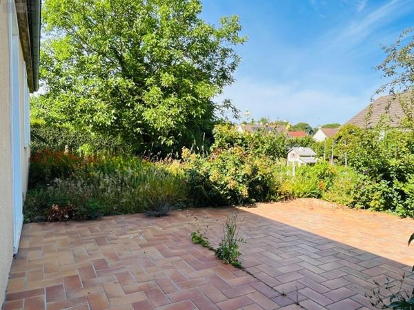 Maison à vendre à Saint-Senier-sous-Avranches dans la Manche (50300), ref : 12547/302   
Saint Senier sous Avranches