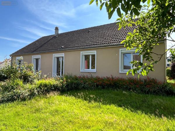 Maison à vendre à Saint-Senier-sous-Avranches dans la Manche (50300), ref : 12547/302   
Saint Senier sous Avranches