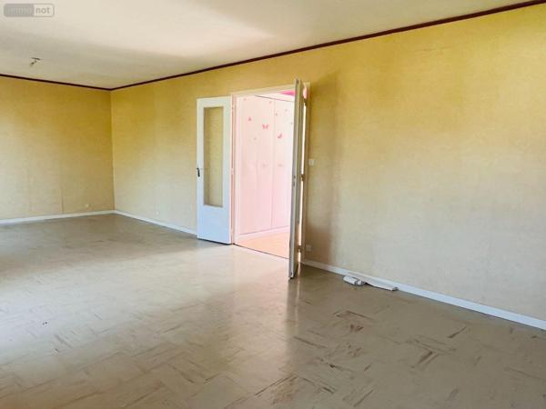 Maison à vendre à Saint-Senier-sous-Avranches dans la Manche (50300), ref : 12547/302   
Saint Senier sous Avranches