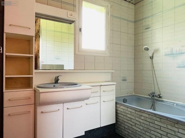 Maison à vendre à Saint-Senier-sous-Avranches dans la Manche (50300), ref : 12547/302   
Saint Senier sous Avranches