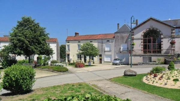 Grande maison de village avec annexe indépendante – idéale chambres d’hôtes ou famille