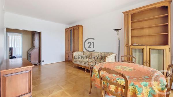 Appartement F5 à vendre  5 pièces - 91,30 m2 LE RAINCY - 93