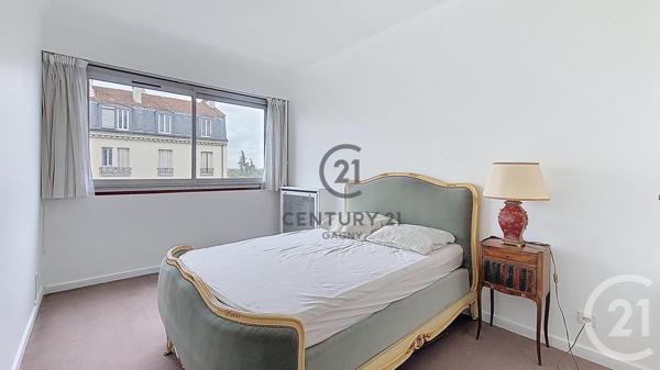 Appartement F5 à vendre  5 pièces - 91,30 m2 LE RAINCY - 93