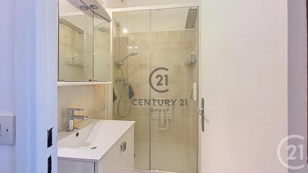 Appartement F5 à vendre  5 pièces - 91,30 m2 LE RAINCY - 93