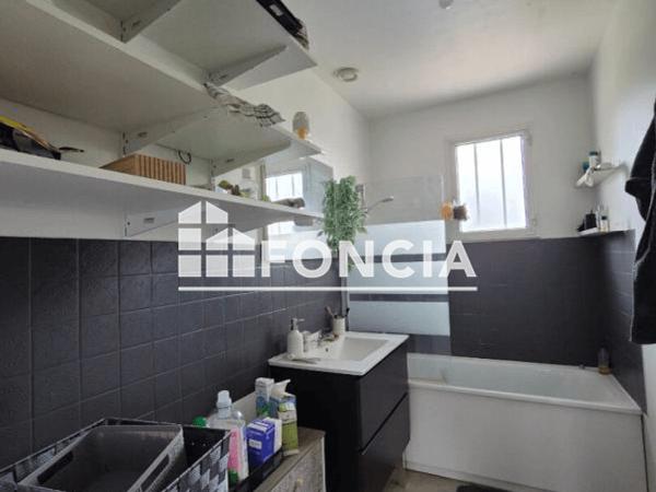 Location Maison 3 pièces 75 m² - 41 RUE DE LA BONLEUVRE Auzouer-en-touraine 37110