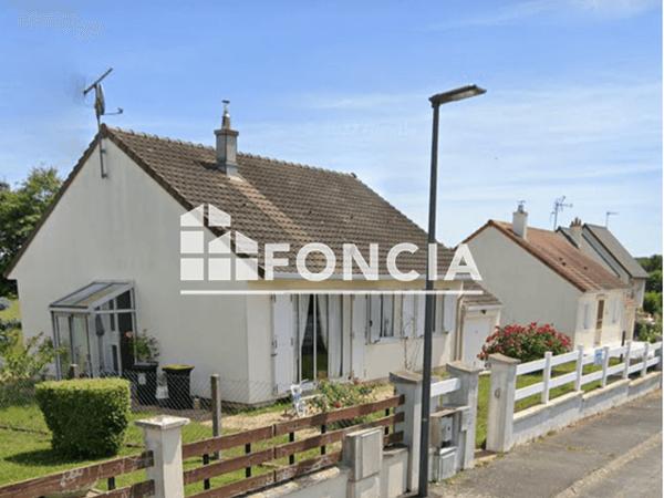 Location Maison 3 pièces 75 m² - 41 RUE DE LA BONLEUVRE Auzouer-en-touraine 37110