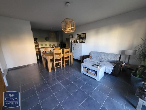 Appartement à louer 2 pièces 46.24m² Savigneux (42600)