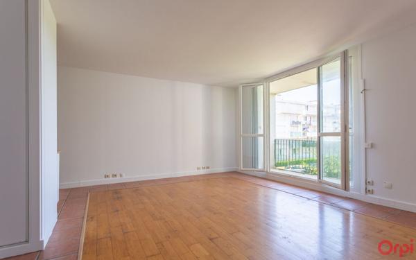 Appartement à vendre    1 pièce • 35,35 m2 Saint-Michel-sur-Orge