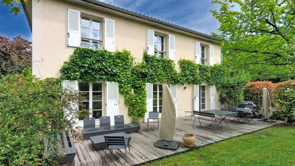 Maison à vendre 7 pièces de 181 m²