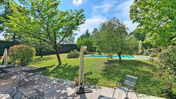 Maison à vendre 7 pièces de 181 m²