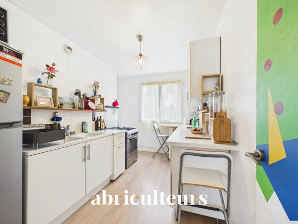 Saint Herblain Beau T3 rénové avec balcon