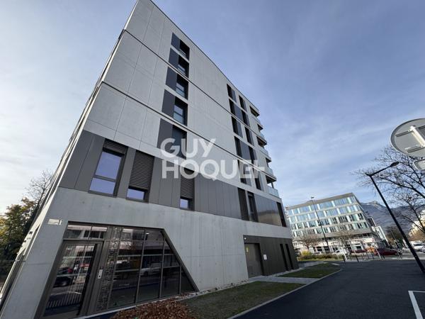 Appartement à louer de 3 pièces de 69.49 m² RÉF 403