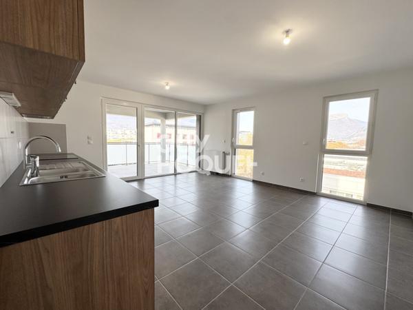Appartement à louer de 3 pièces de 69.49 m² RÉF 403