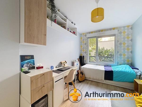 Location                                                      Appartement
                        
                     4 pièces                      84 m2                     à Nanterre