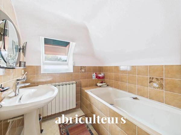Maison ancienne à rafraîchir en vente au quai Besnard à Basse-Indre (44610)