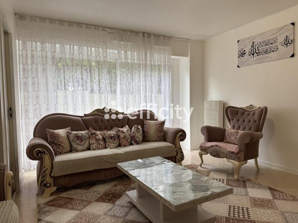 Appartement 2 pièces - 83 m² Exclusivité efficity