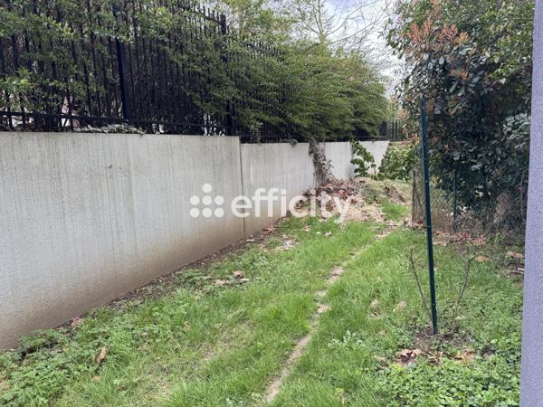 Appartement 2 pièces - 83 m² Exclusivité efficity