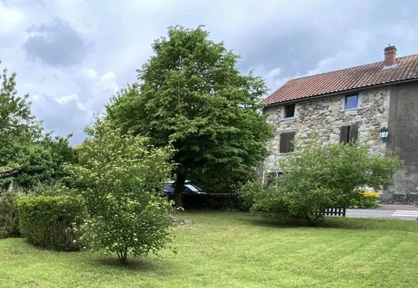 Maison de village rénovée avec fort potentiel d’investissement.