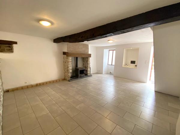 Maison de village rénovée avec fort potentiel d’investissement.