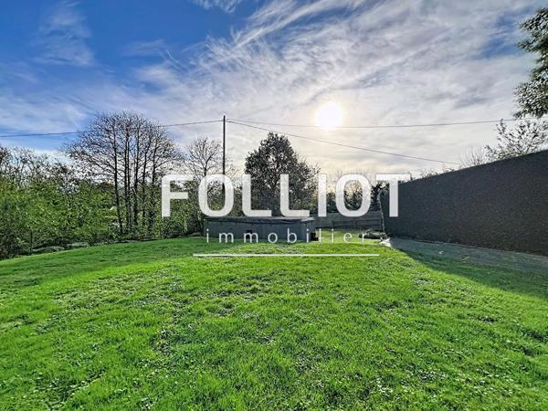 Maison spacieuse à vendre à Avranches - 5 chambres, jardin de 900 m² !