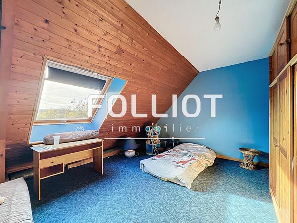 Maison spacieuse à vendre à Avranches - 5 chambres, jardin de 900 m² !