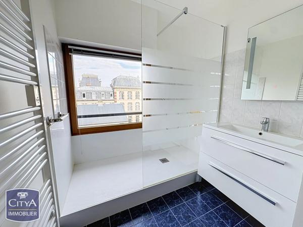 Appartement à vendre 4 pièces 134.3m² Chartres (28000)