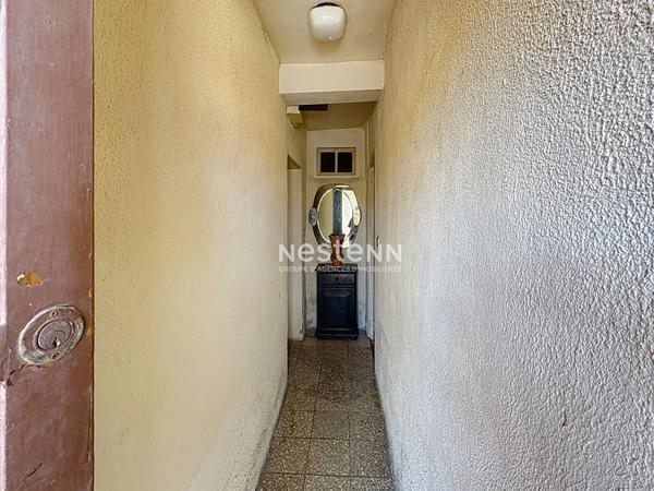 PORT-VENDRES Appartement idéalement situé avec fort potentiel !