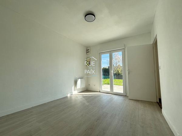 86330 ANGLIERS Maison Angliers 40m²