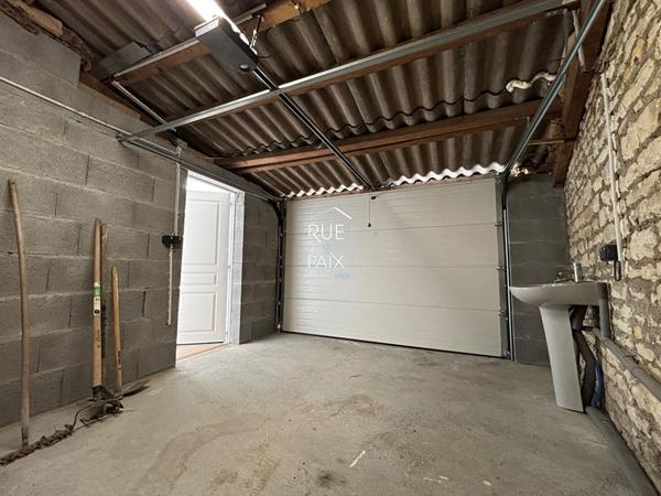 86330 ANGLIERS Maison Angliers 40m²