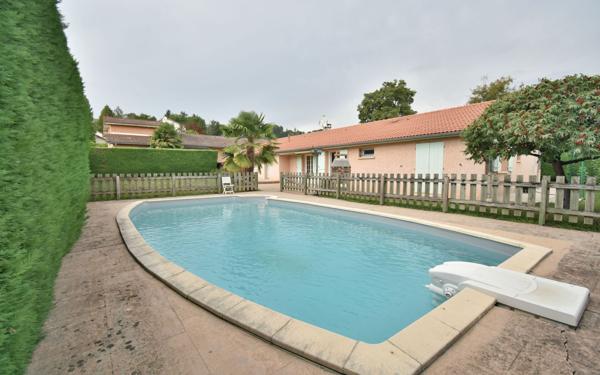 Maison à vendre    4 pièces •  Châtillon-la-Palud