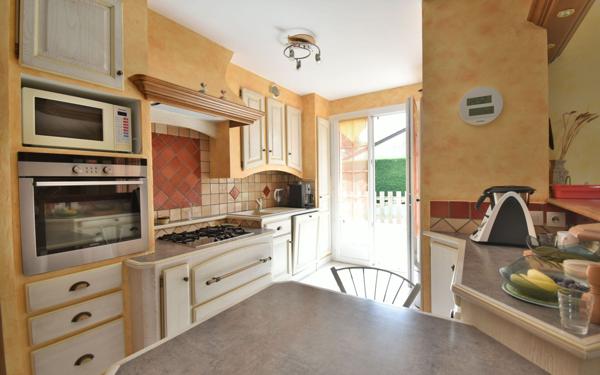 Maison à vendre    4 pièces •  Châtillon-la-Palud