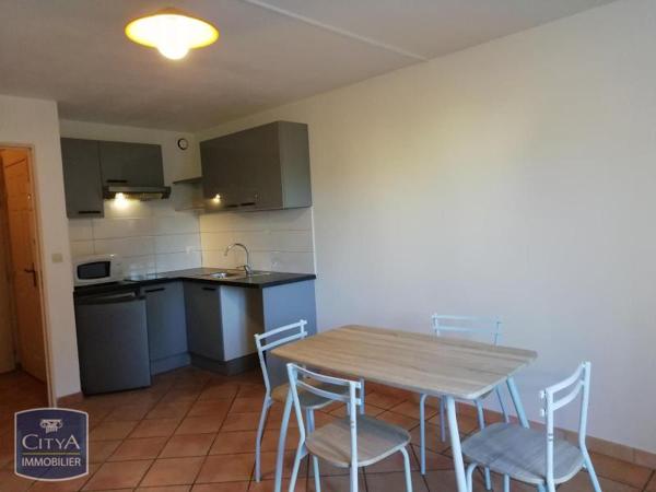 Maison à louer 2 pièces 38m² Ardon (45160)