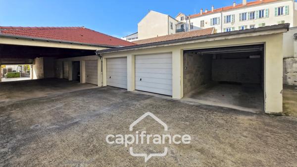 VICHY (03) - A vendre - Vichy centre – 128 m² – Dernier étage ascenseur – Terrasse – Garage