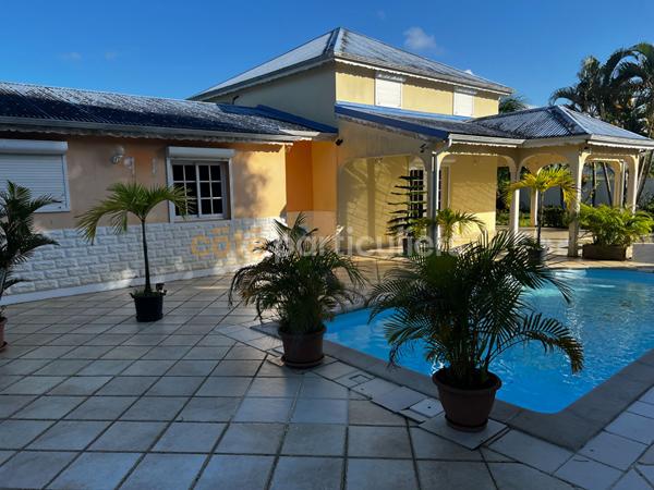 Vente Maison145 m² - 4 Pièces - baie-mahault (97122)