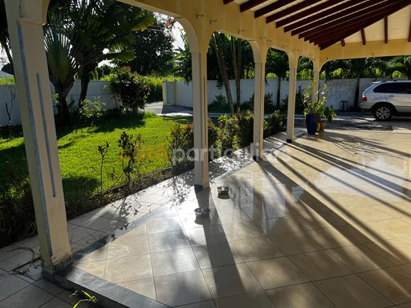 Vente Maison145 m² - 4 Pièces - baie-mahault (97122)