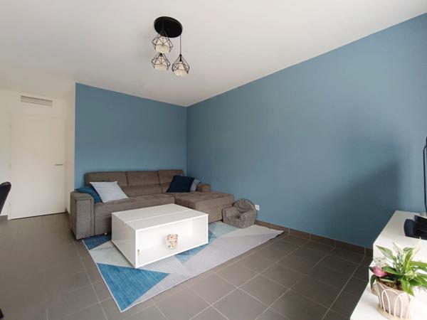 Mouans-Sartoux (06370) APPARTEMENT TRAVERSANT - DERNIER ETAGE + 2 BOX + TERRASSE