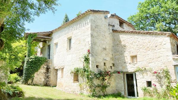 Vente propriété 343 m² 11 Pièces Puymirol