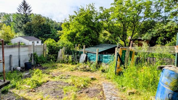 Maison  avec garage et jardin - PONT DE BUIS LES QUIMERCH (29)