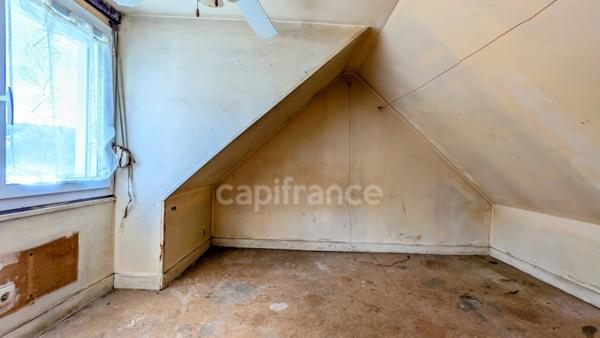 Maison  avec garage et jardin - PONT DE BUIS LES QUIMERCH (29)