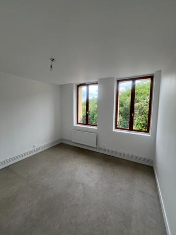 EXCLUSIITE - A LOUER APPARTEMENT F3 RENOVE SUR LA COMMUNE D'ELBEUF