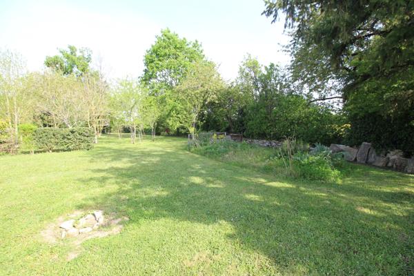Maison de village de caractère avec jardin