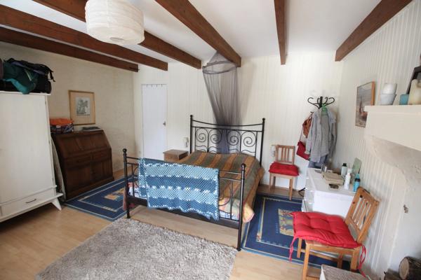 Maison de village de caractère avec jardin