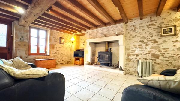 Maison de campagne de caractère avec studio annexe