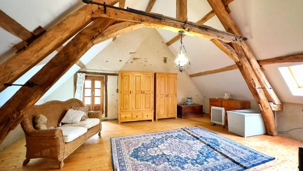 Maison de campagne de caractère avec studio annexe