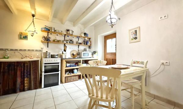 Maison de campagne de caractère avec studio annexe