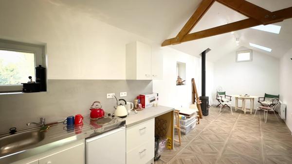 Maison de campagne de caractère avec studio annexe