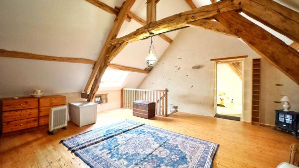 Maison de campagne de caractère avec studio annexe