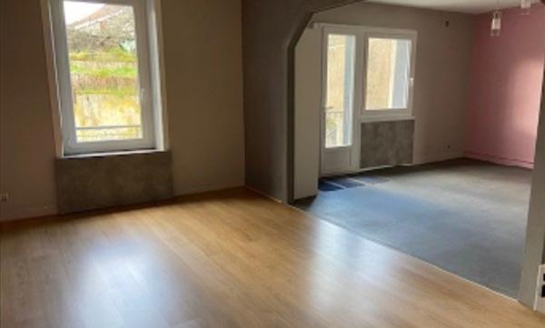 grand appartement T4 de 100 m²